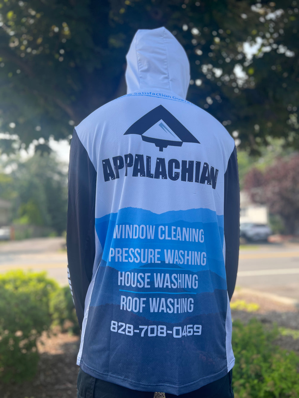 <h2>Check these sexy shirts out. </h2>