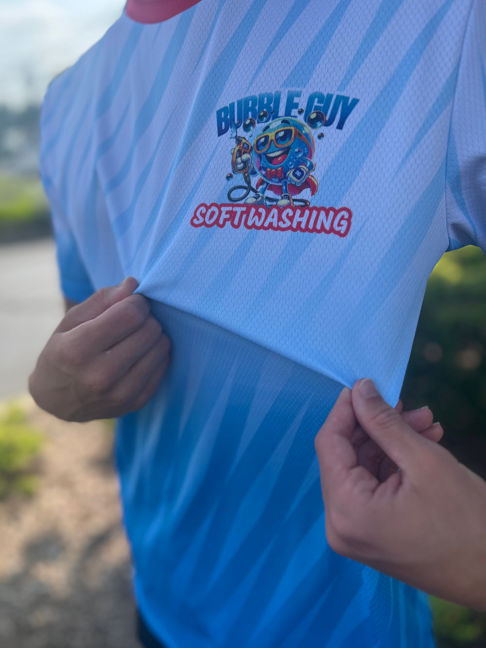 <h2>Check these sexy shirts out. </h2>